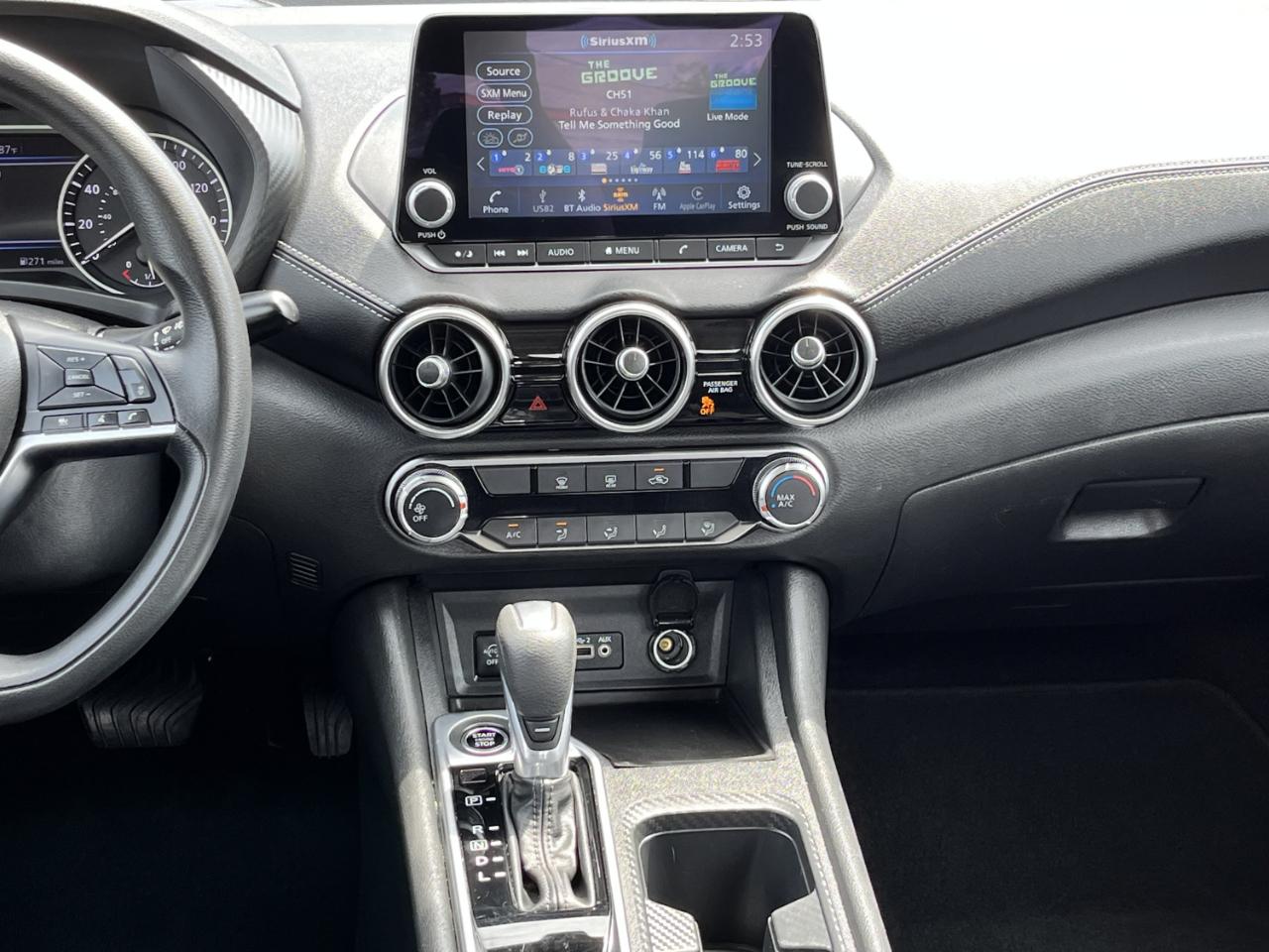 Nissan Sentra SV 2025
