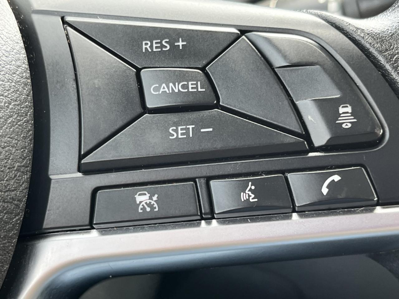 Nissan Sentra SV 2025
