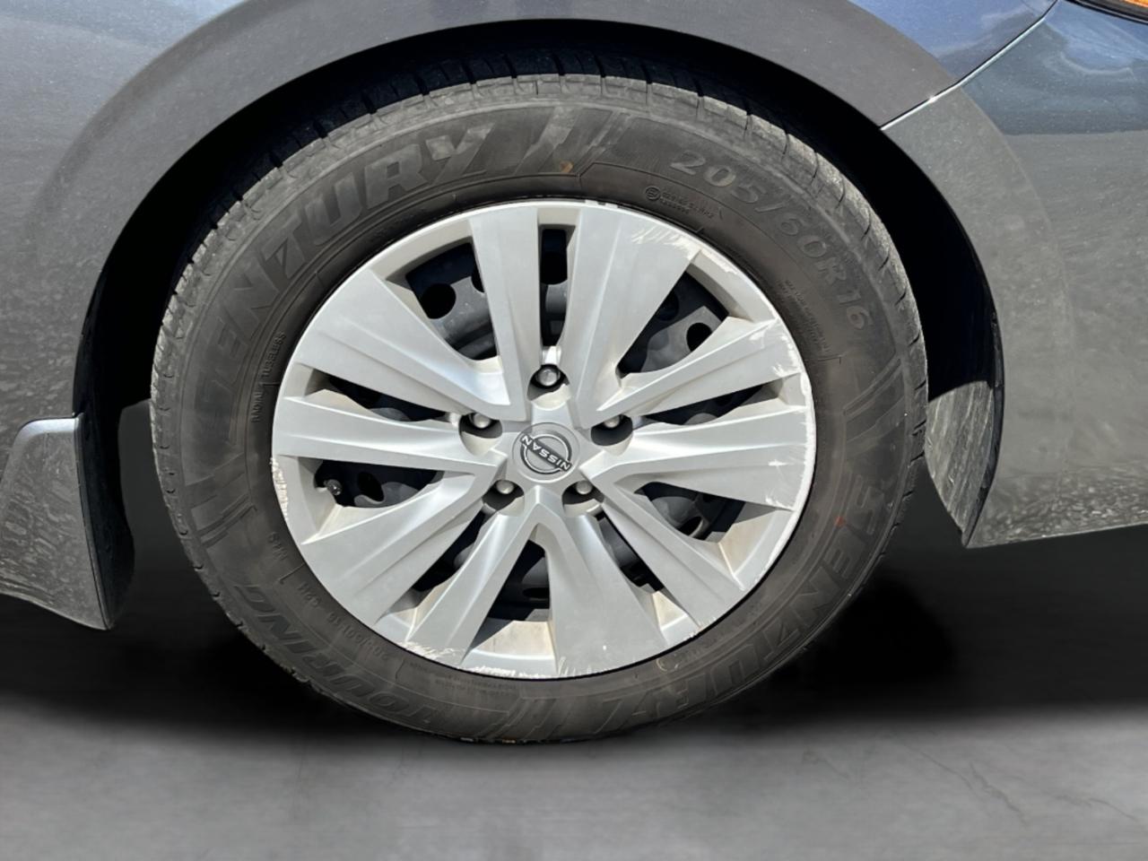 Nissan Sentra S 2024