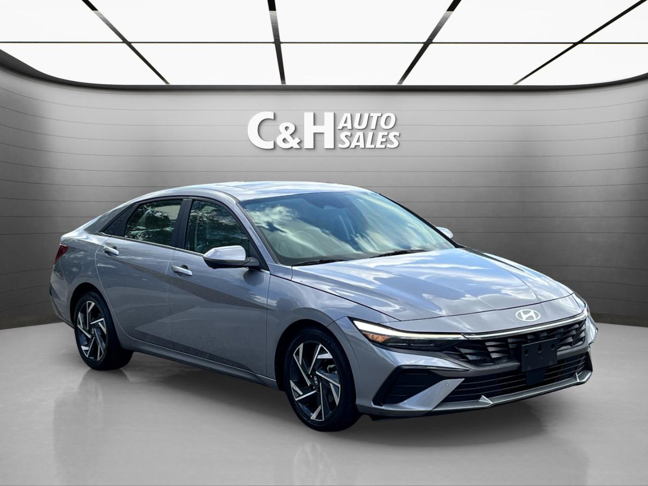 Hyundai Elantra Limited 2024