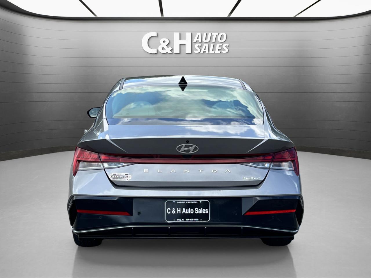 Hyundai Elantra Limited 2024