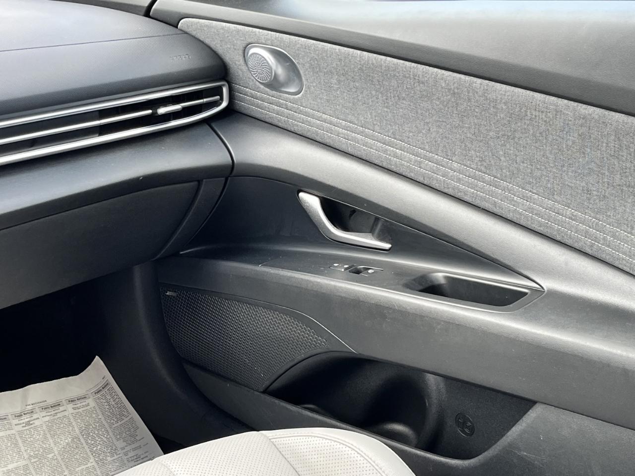 Hyundai Elantra Limited 2024