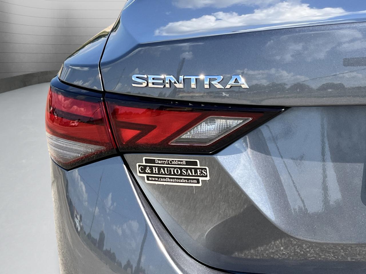 Nissan Sentra SV 2025