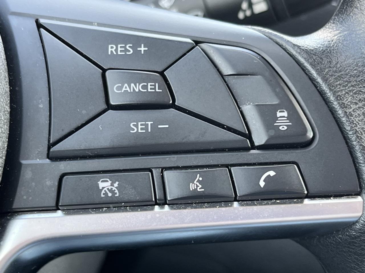 Nissan Sentra SV 2025