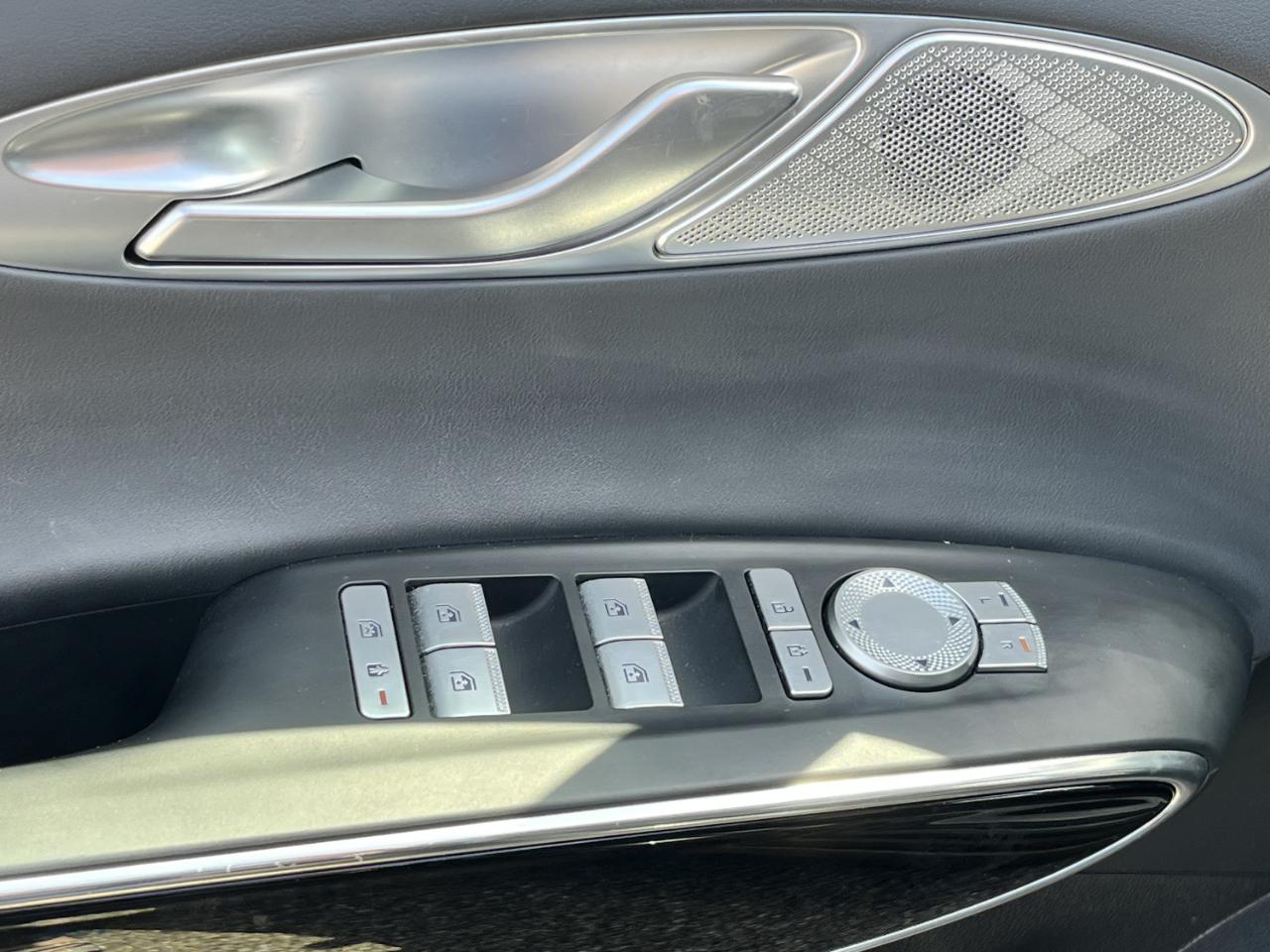 Genesis GV70 2.5T 2025