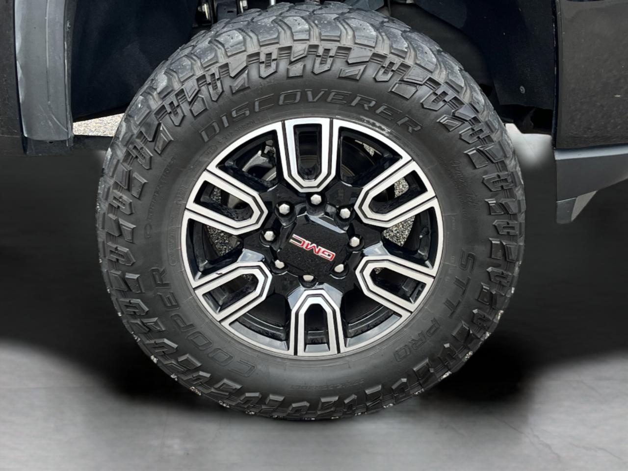 GMC Sierra 2500HD AT4 Crew Cab 4WD 2020