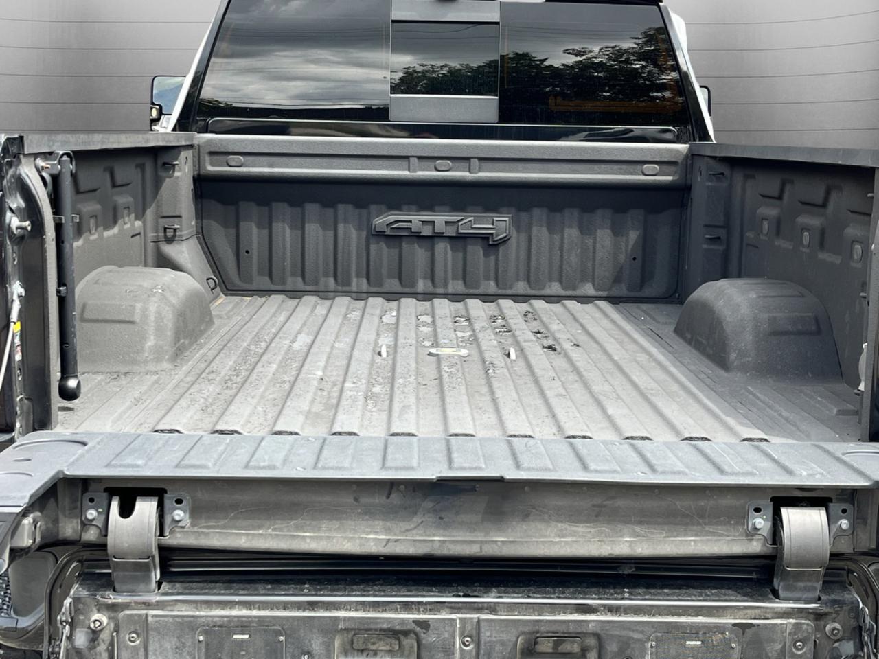 GMC Sierra 2500HD AT4 Crew Cab 4WD 2020