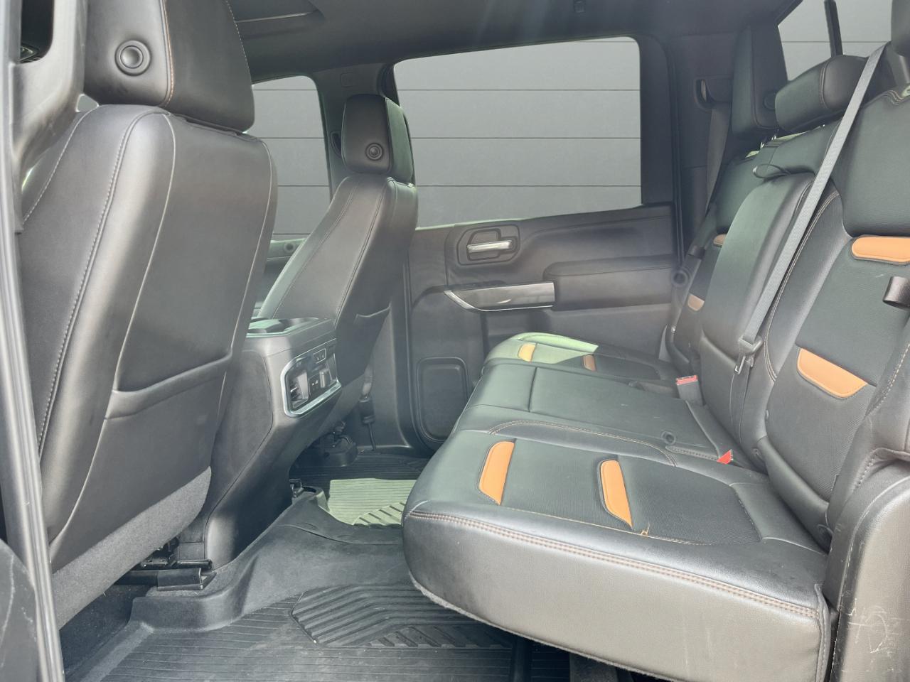 GMC Sierra 2500HD AT4 Crew Cab 4WD 2020