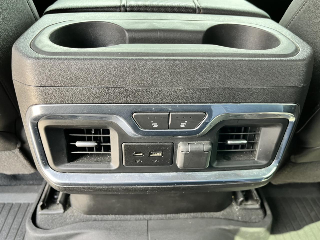 GMC Sierra 2500HD AT4 Crew Cab 4WD 2020