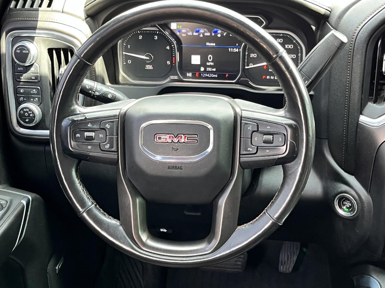GMC Sierra 2500HD AT4 Crew Cab 4WD 2020