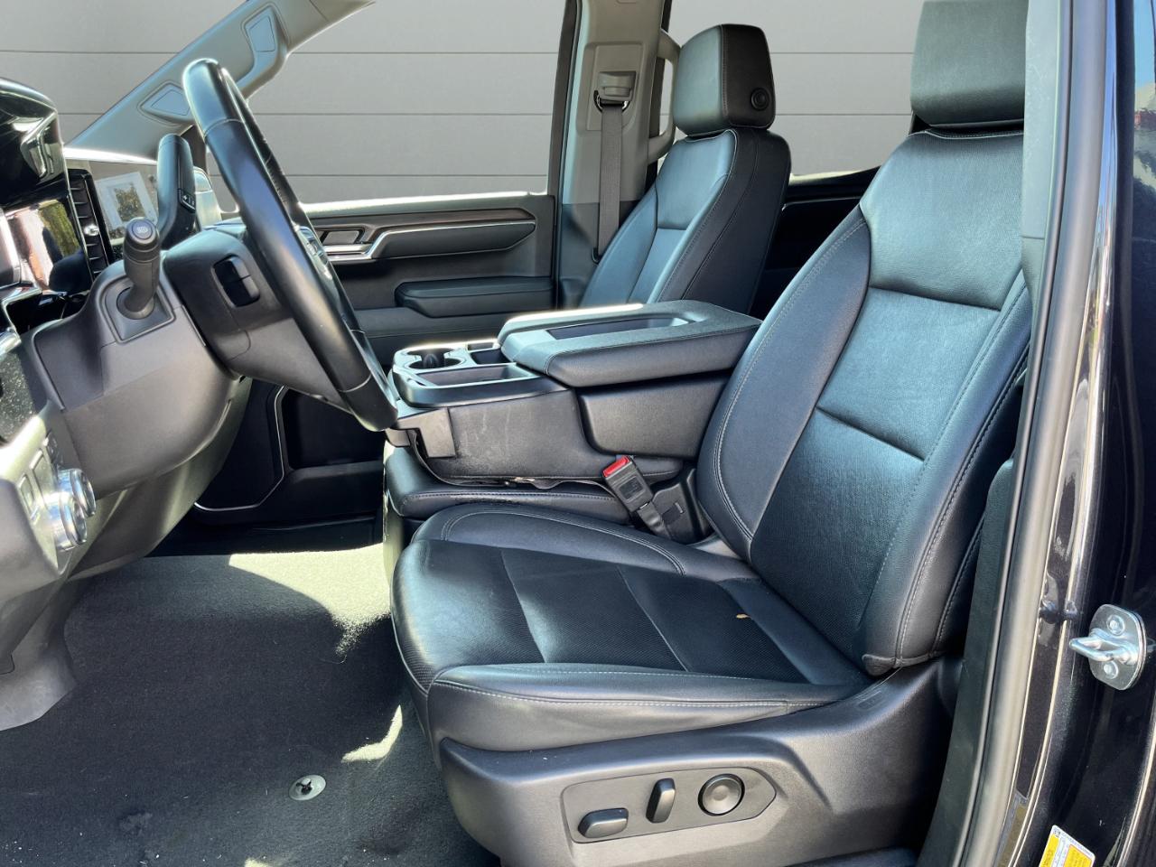 GMC Sierra 1500 SLT Crew Cab 2WD 2025