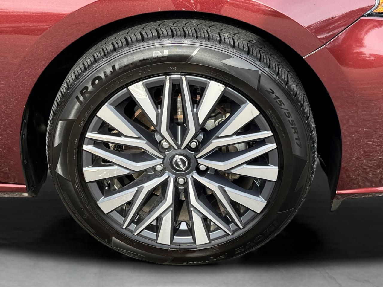 Nissan Altima 2.5 SV 2025