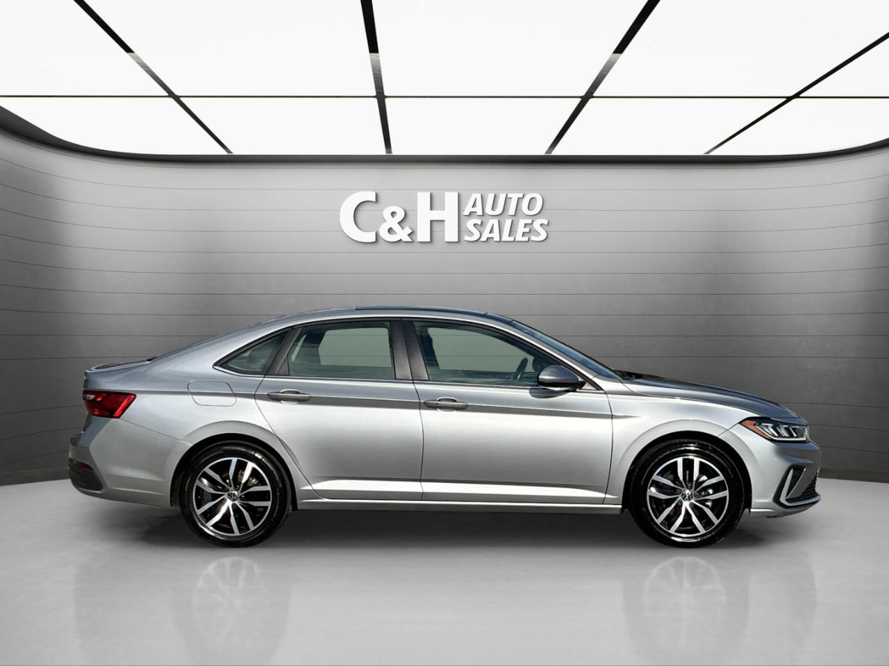 Volkswagen Jetta SE 2025