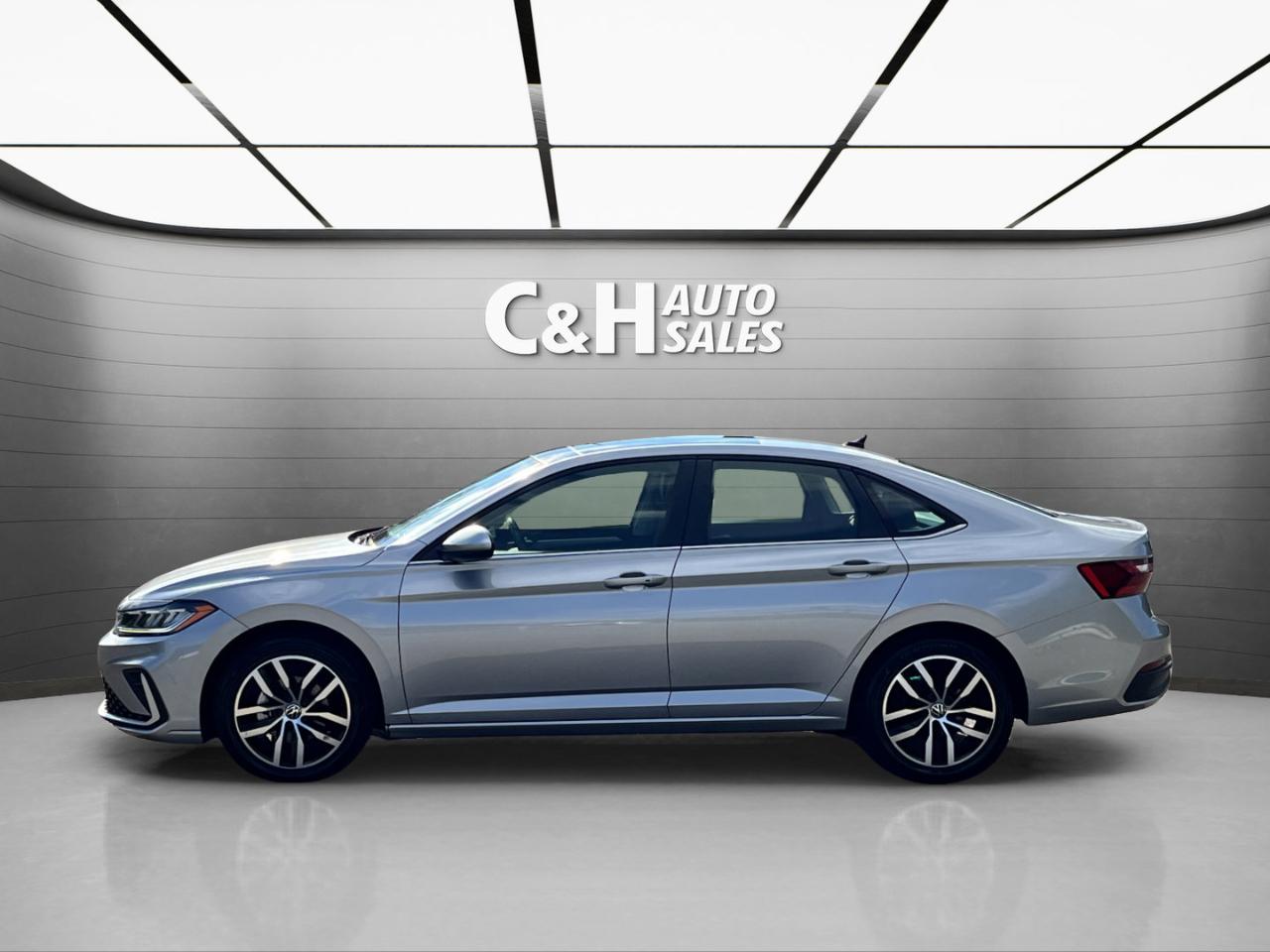 Volkswagen Jetta SE 2025