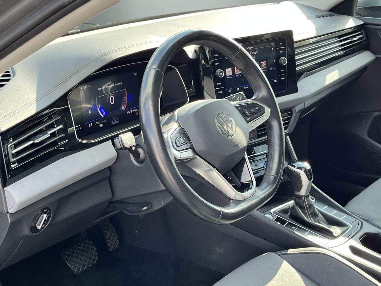 Volkswagen Jetta SE 2025