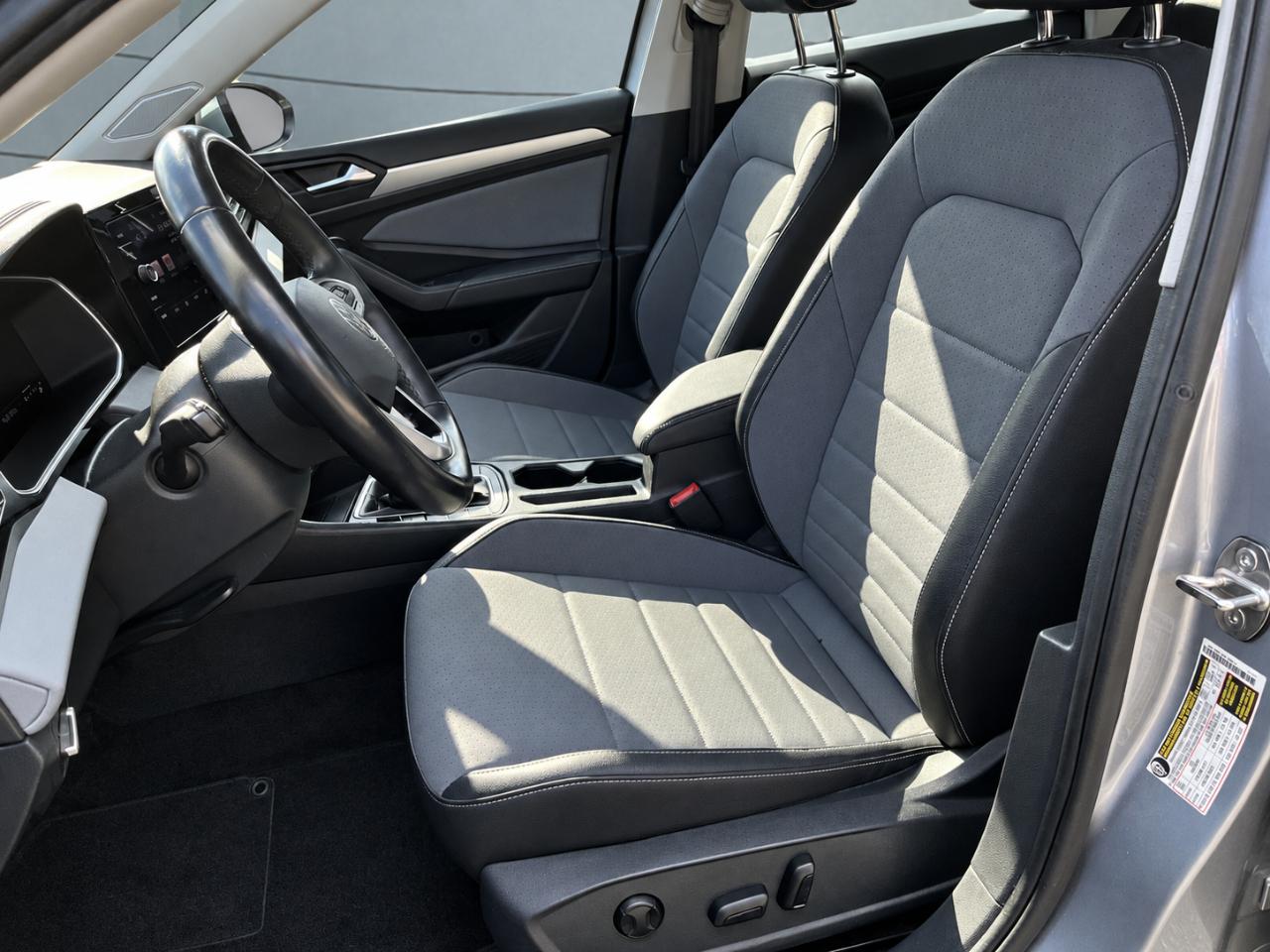 Volkswagen Jetta SE 2025