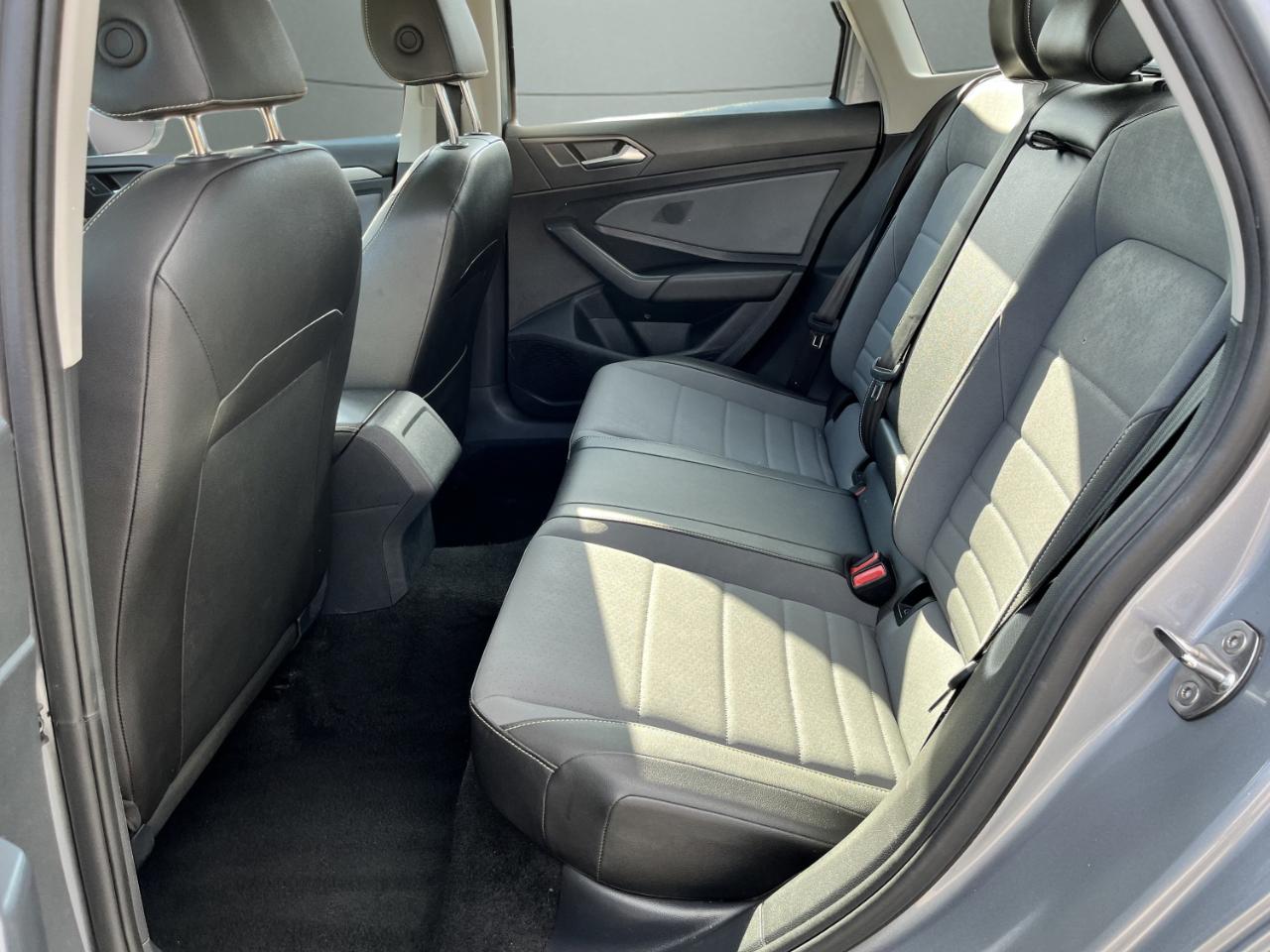 Volkswagen Jetta SE 2025