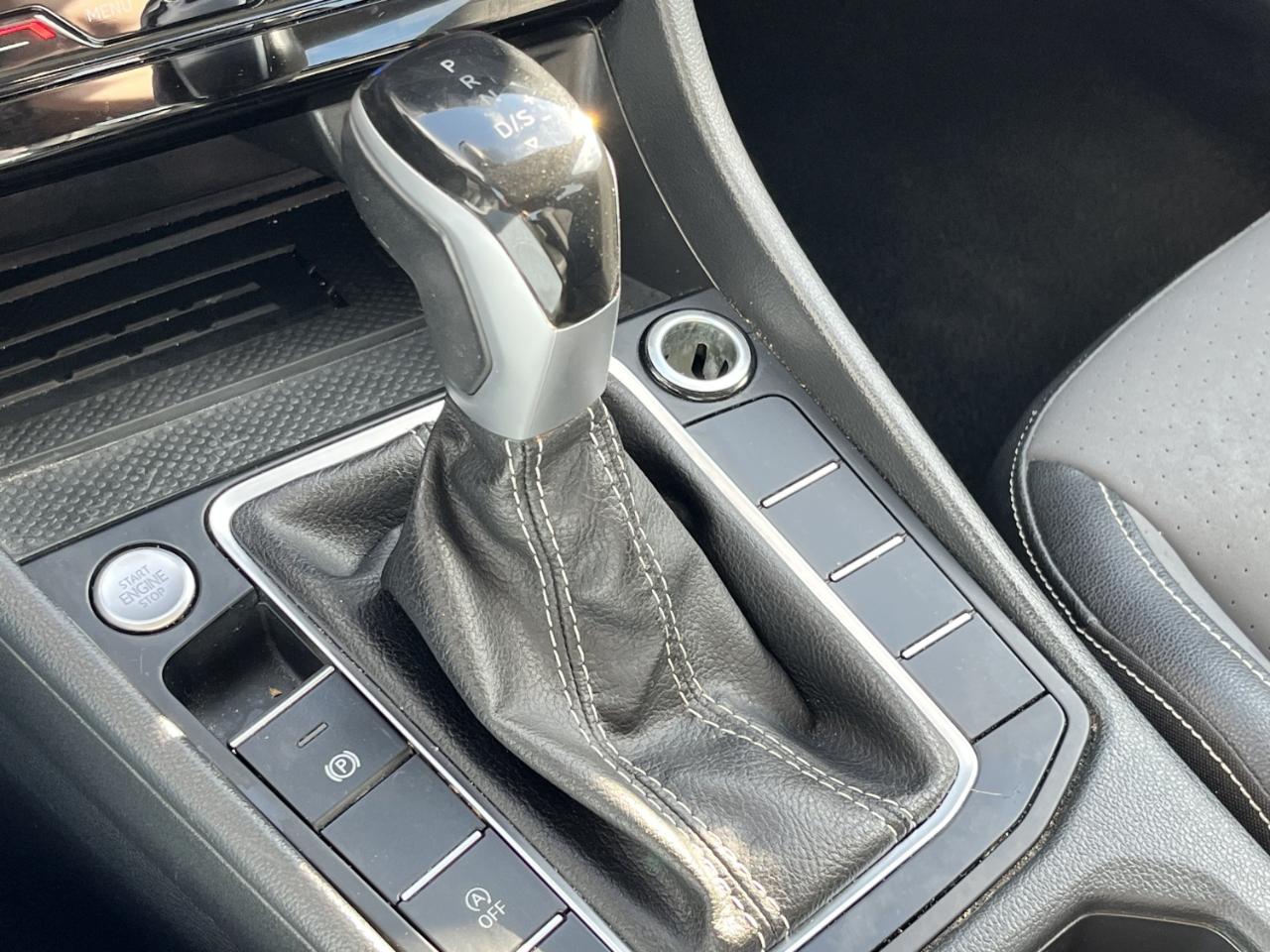 Volkswagen Jetta SE 2025