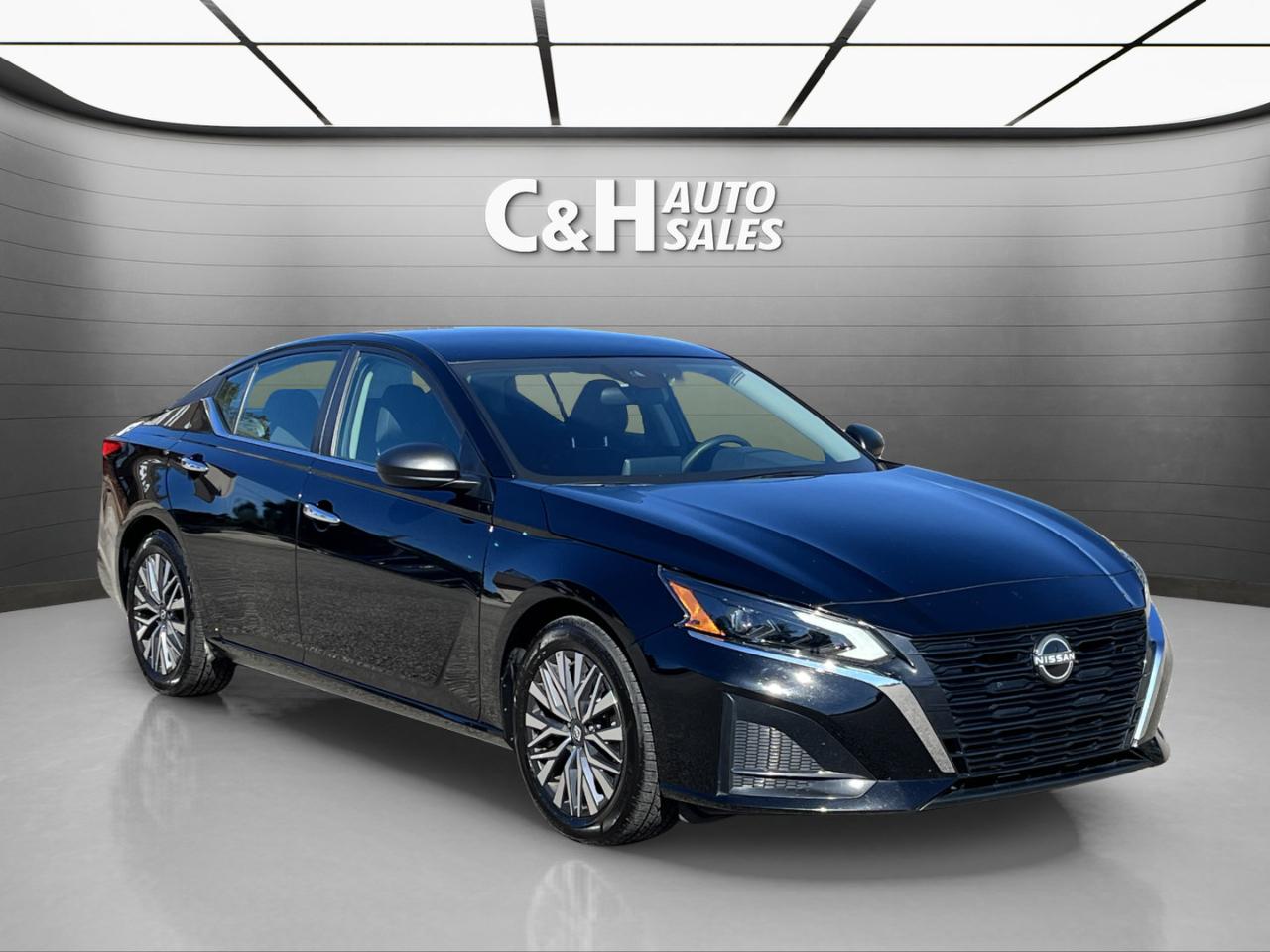 Nissan Altima 2.5 SV 2025