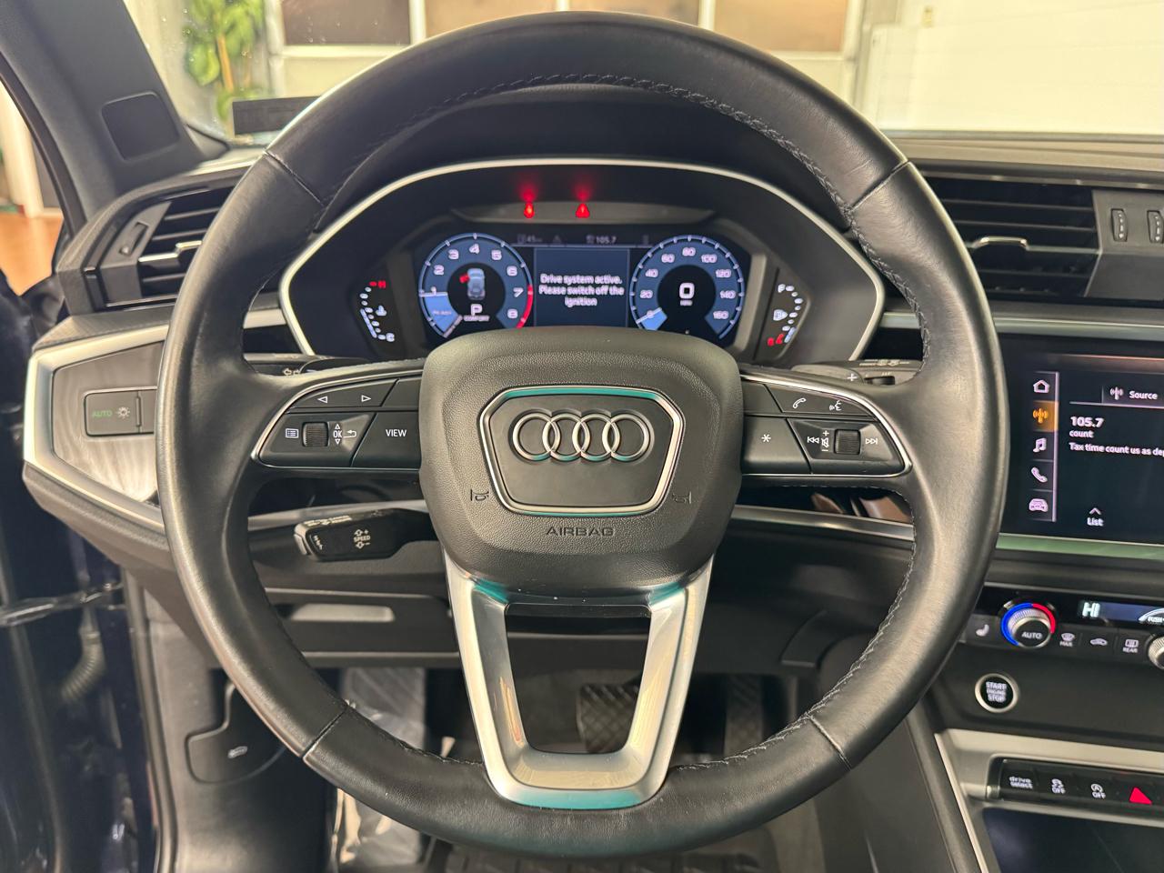 Audi Q3  2021