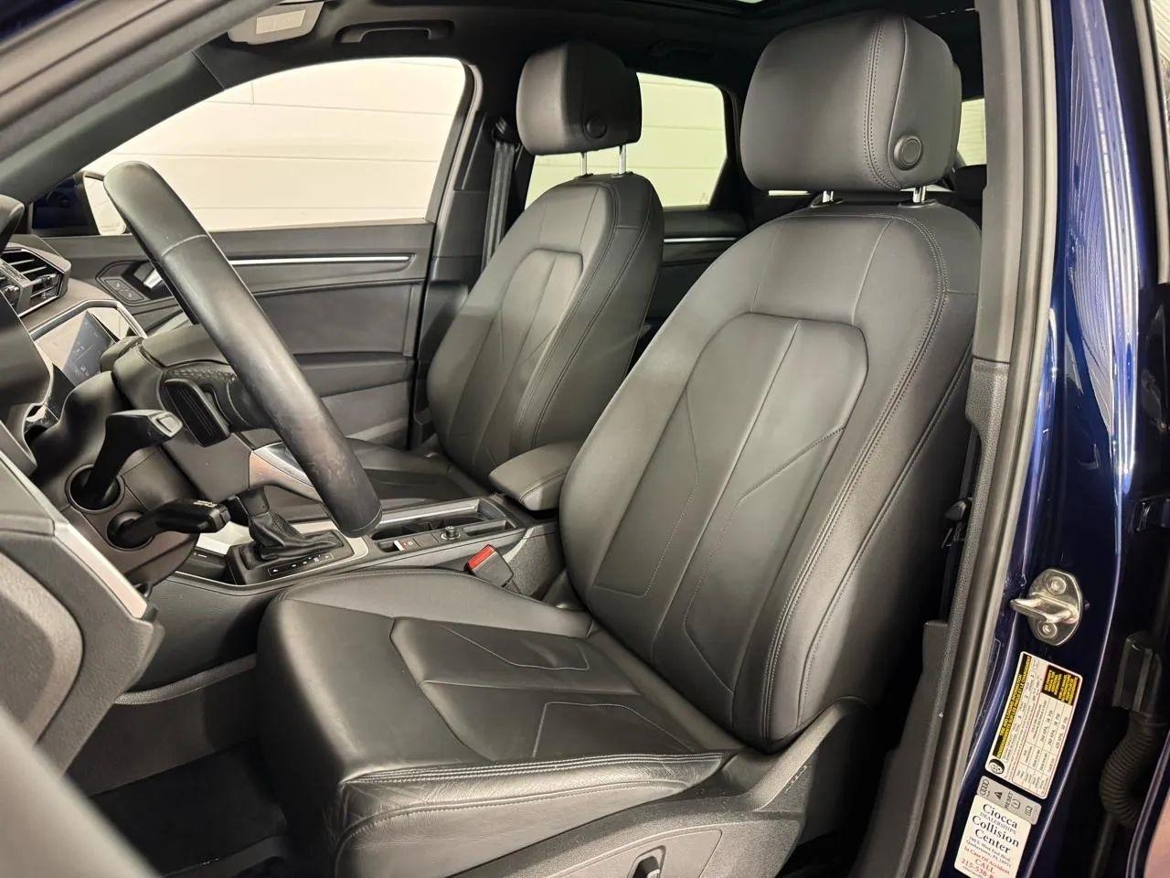 Audi Q3  2021