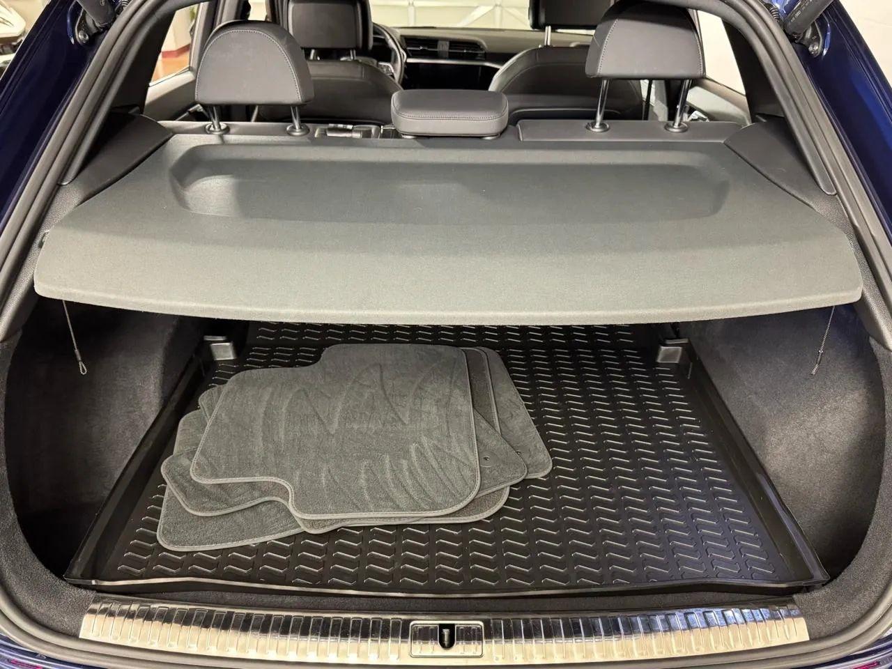 Audi Q3  2021