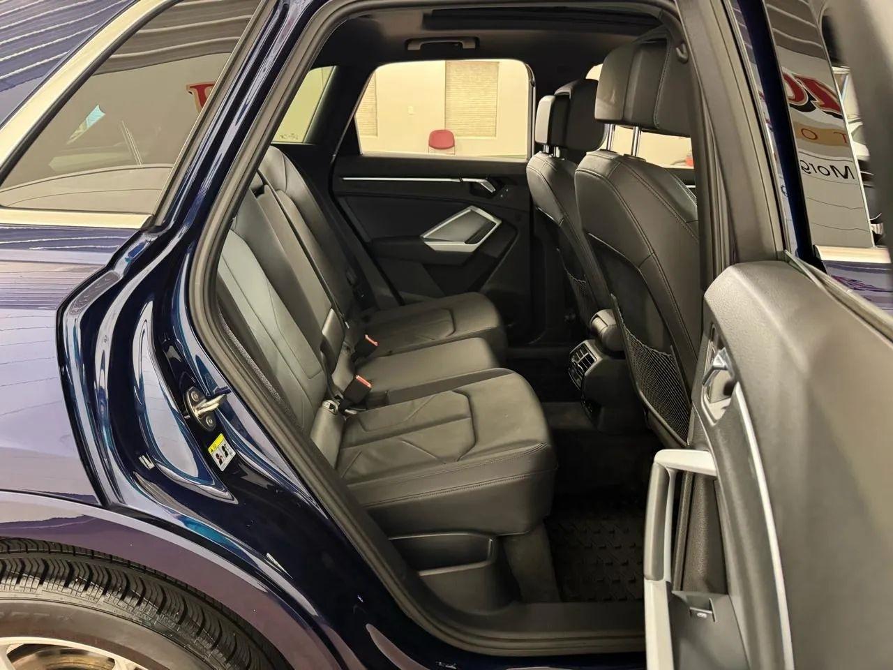 Audi Q3  2021