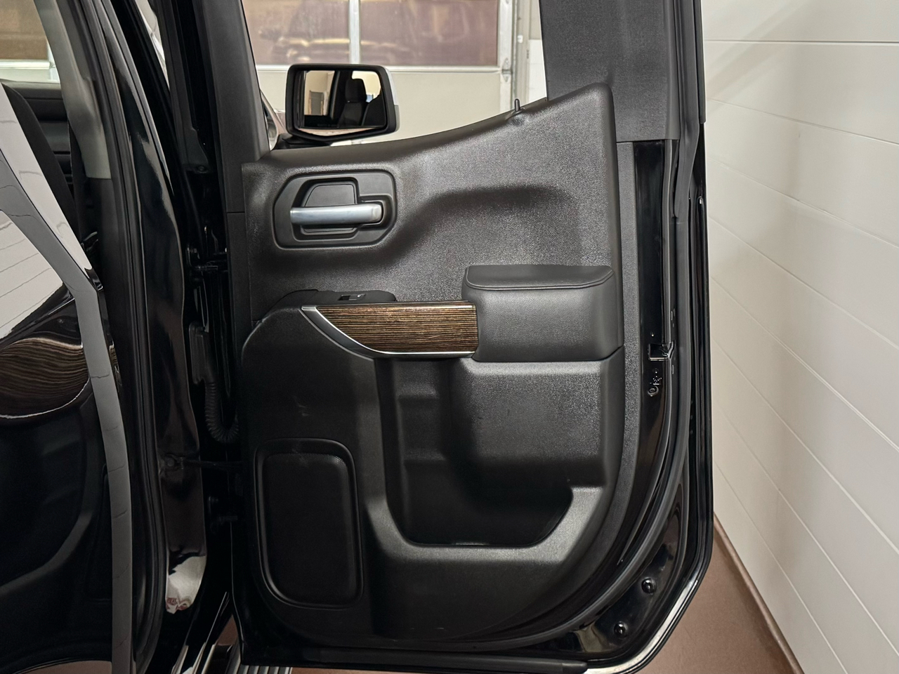 GMC Sierra 1500 SLE Double Cab 4WD 2021 GMC Sierra 1500 SLE Double Cab 4WD 2021