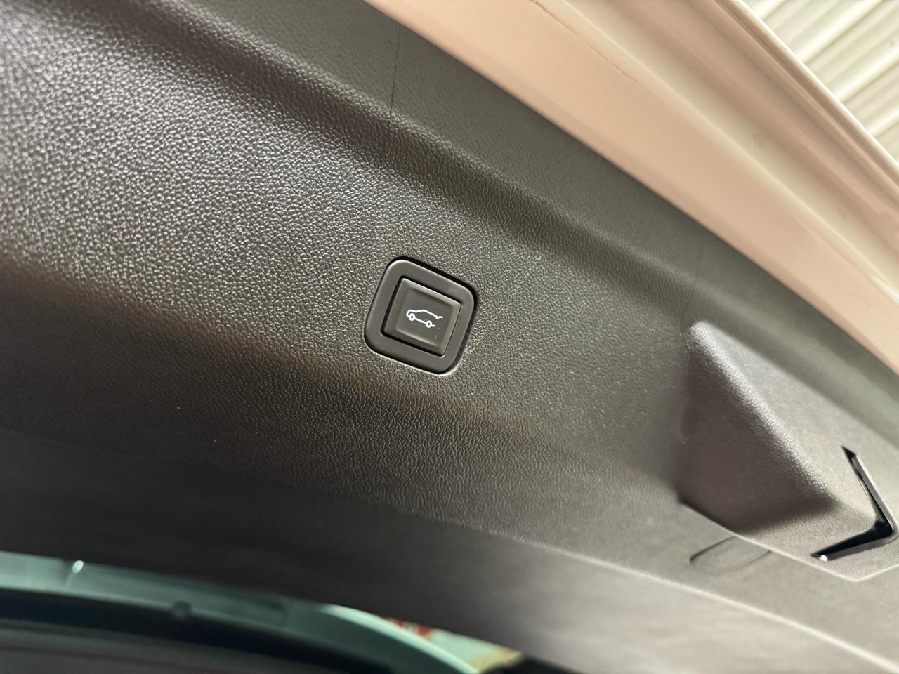 Cadillac Escalade  2023