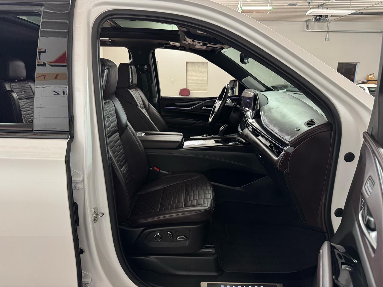 Cadillac Escalade  2023