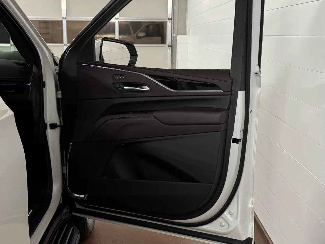 Cadillac Escalade  2023