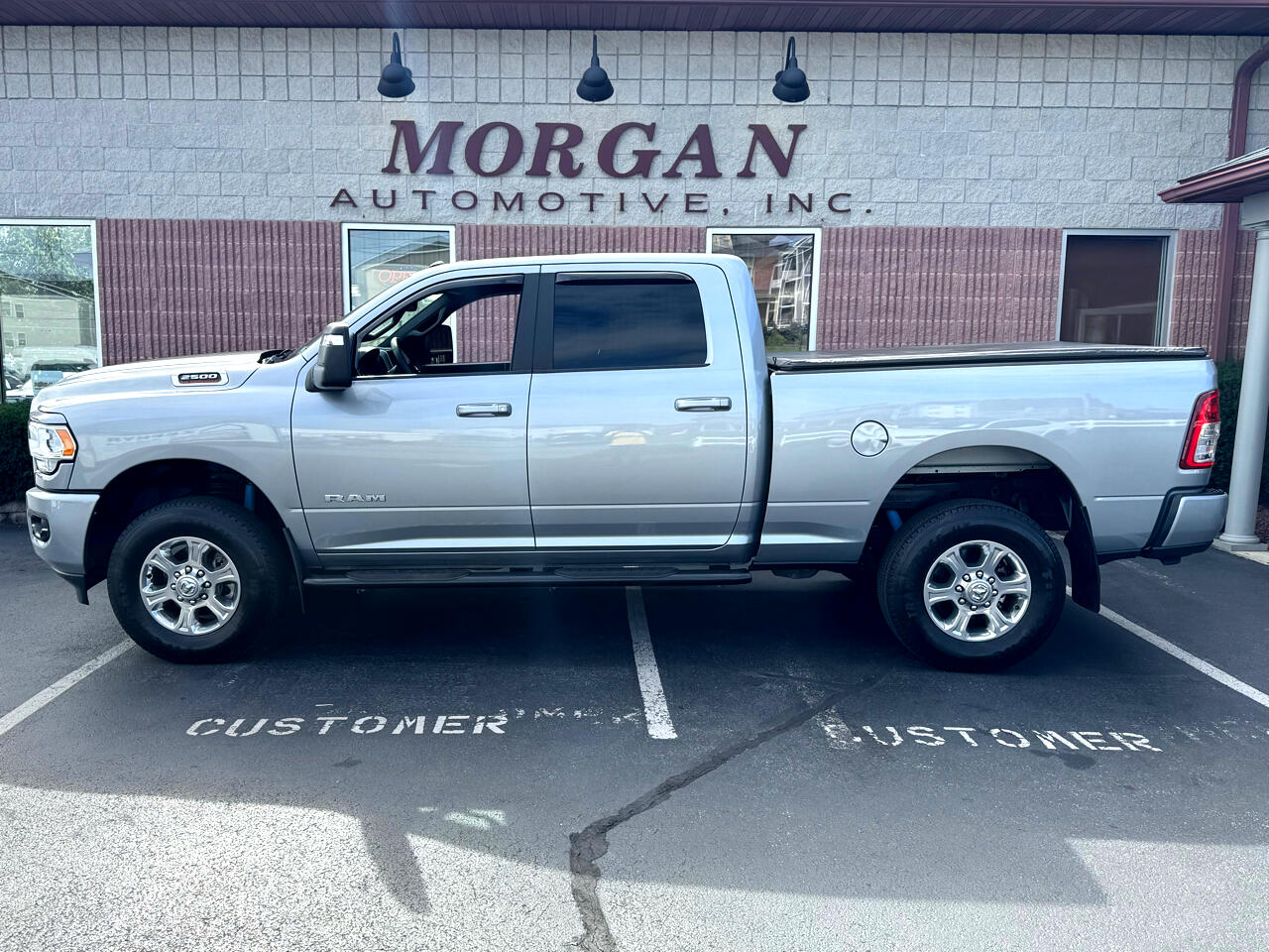 2024 Ram 2500 Big Horn photo 2