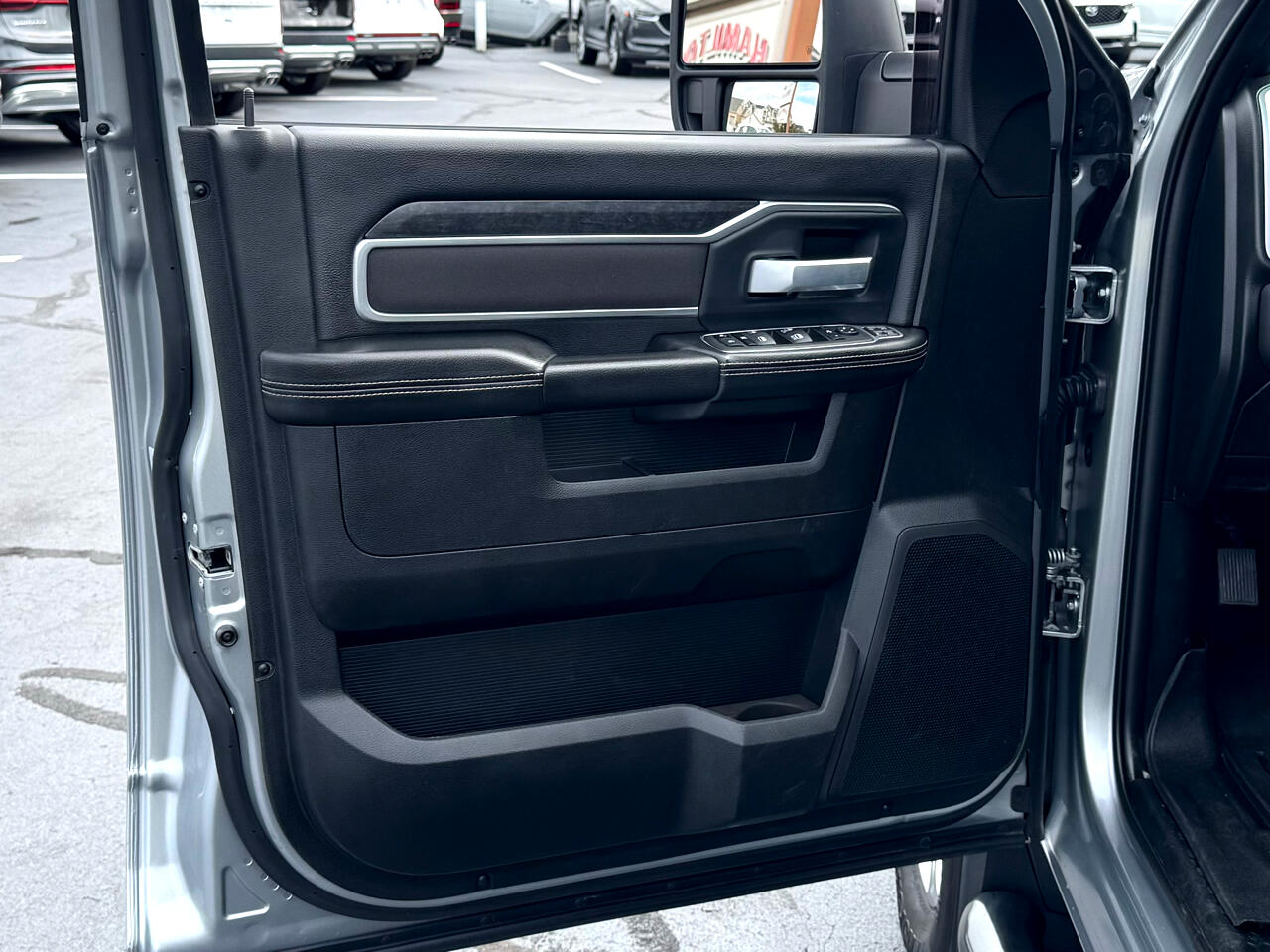2024 Ram 2500 Big Horn photo 15