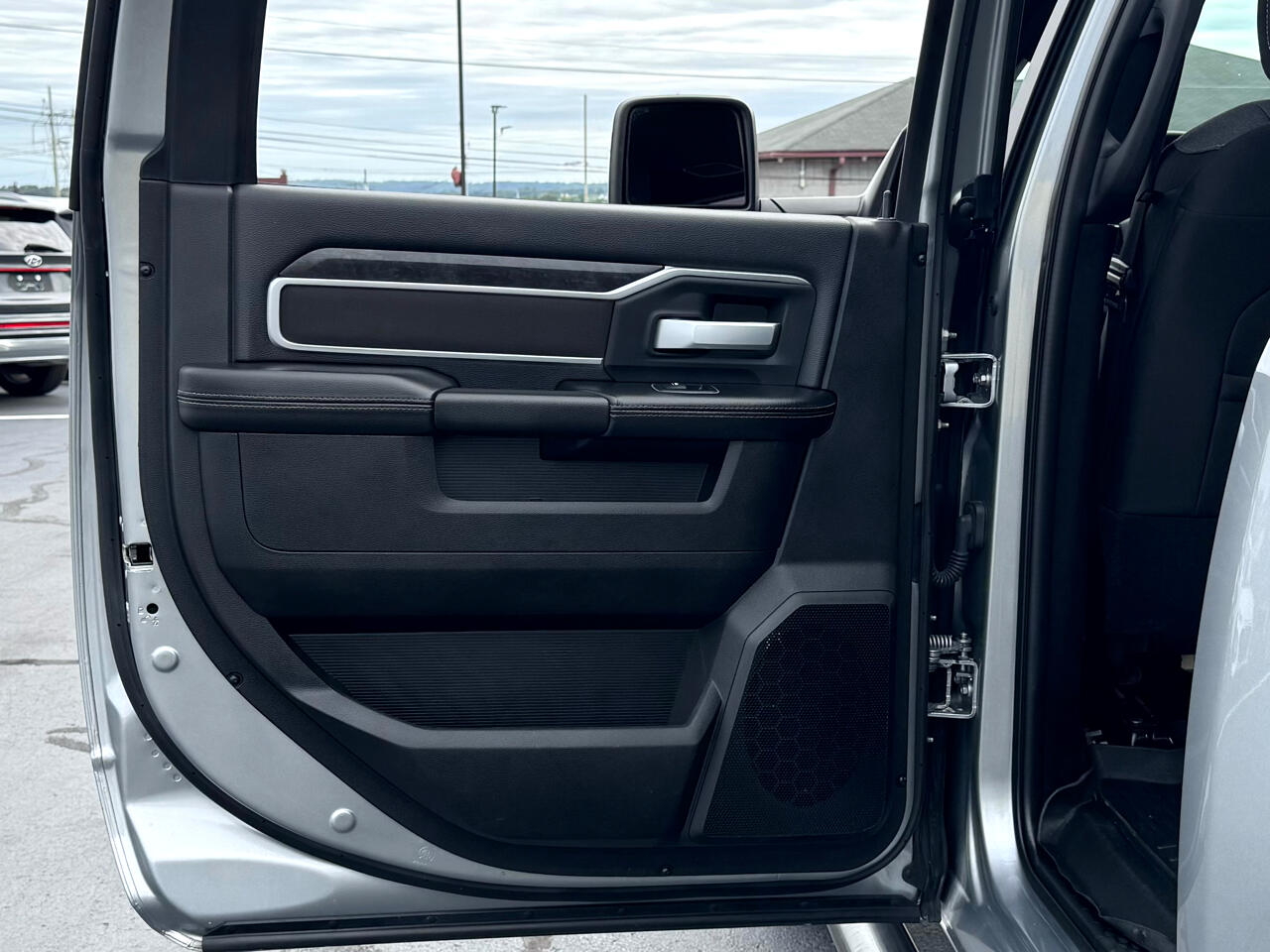 2024 Ram 2500 Big Horn photo 34