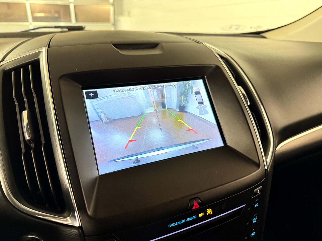 2019 Ford Edge Titanium photo 19