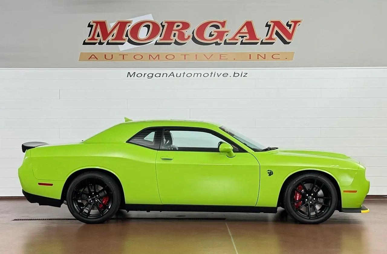 Dodge Challenger SRT Hellcat Jailbreak RWD 2023