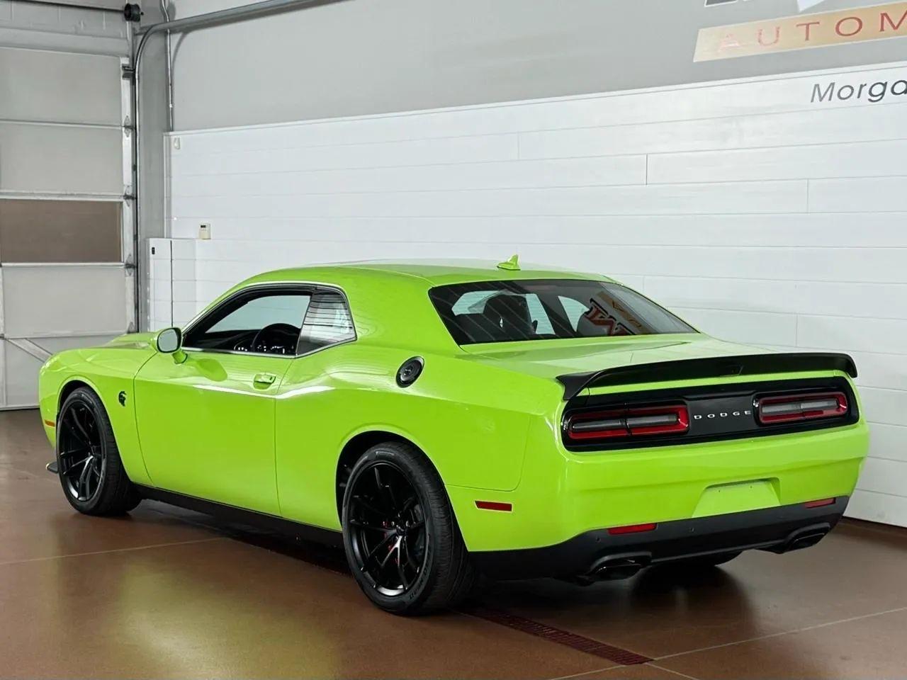 Dodge Challenger SRT Hellcat Jailbreak RWD 2023