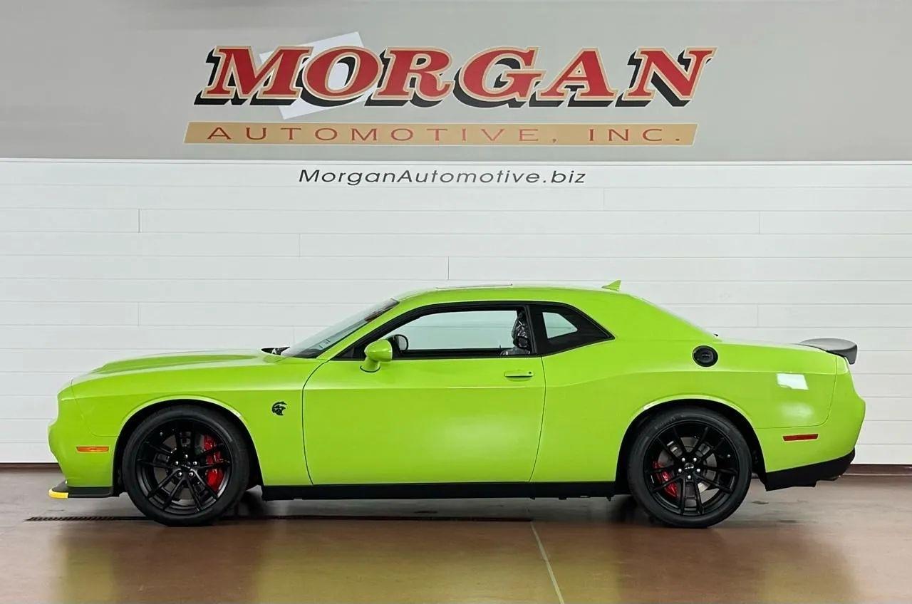Dodge Challenger SRT Hellcat Jailbreak RWD 2023