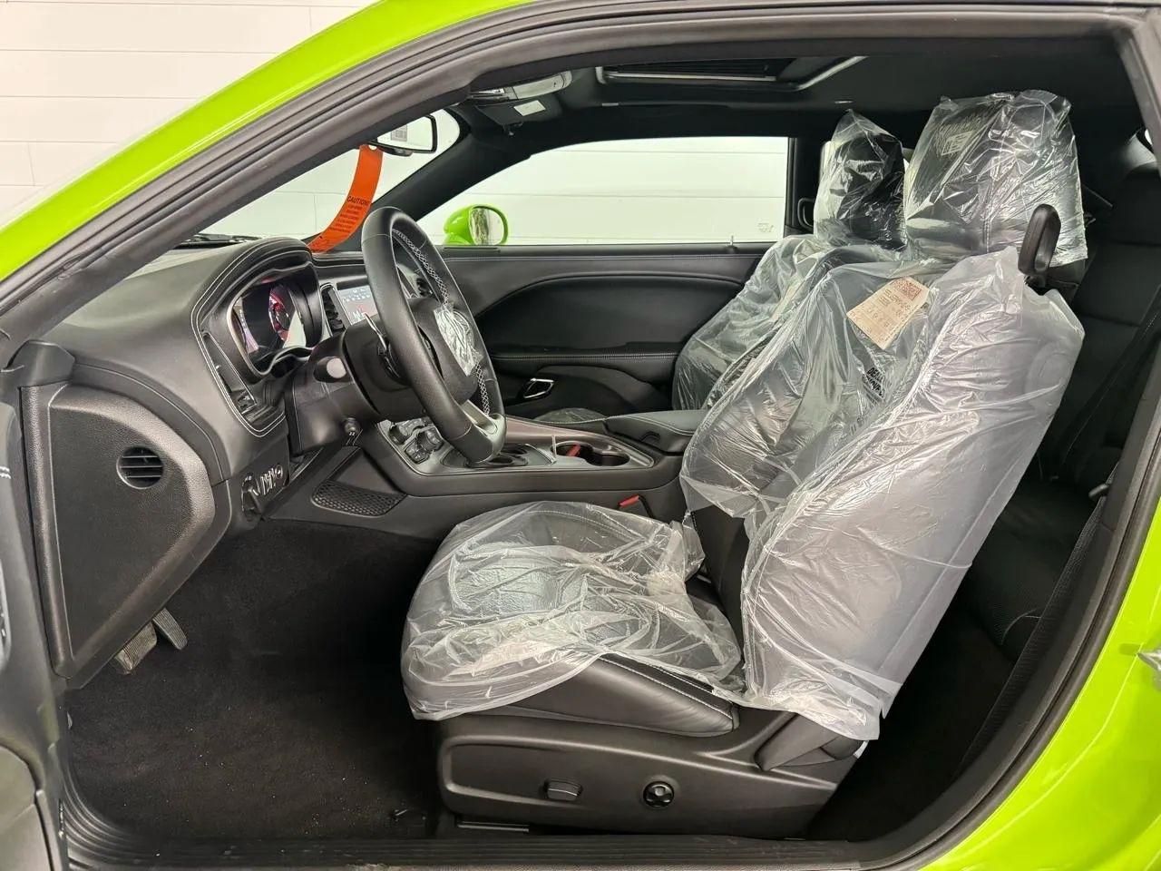 Dodge Challenger SRT Hellcat Jailbreak RWD 2023