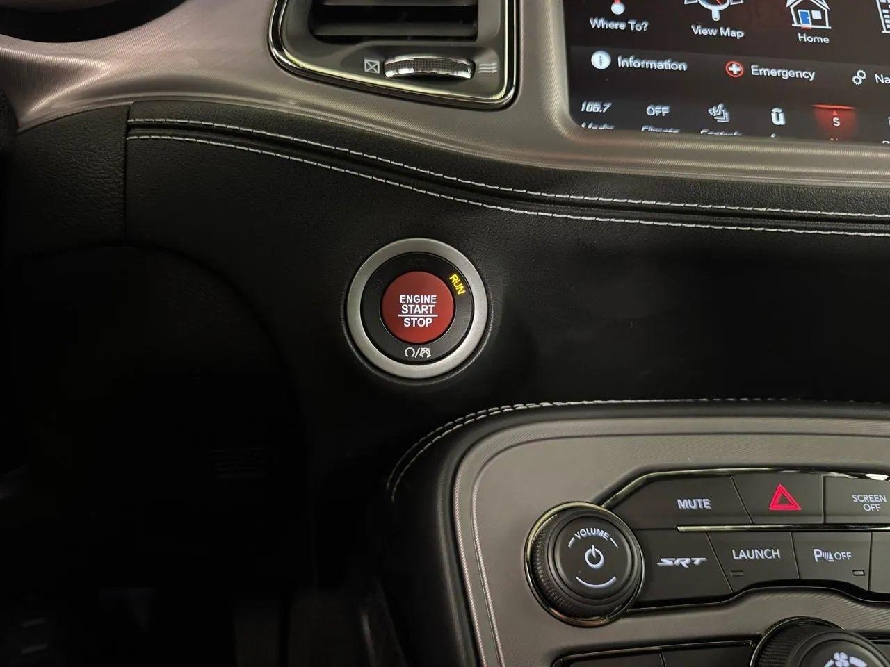 Dodge Challenger SRT Hellcat Jailbreak RWD 2023