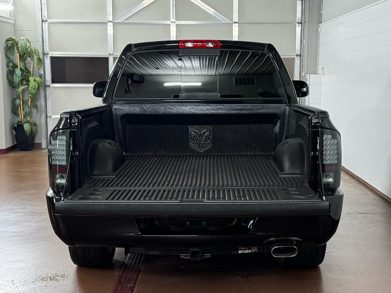 Dodge Ram 1500 SRT-10 2WD 2004