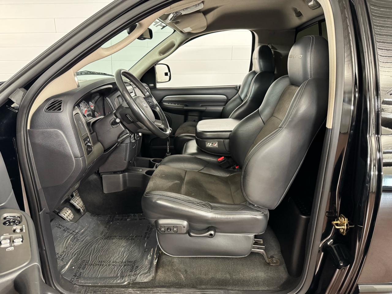 Dodge Ram 1500 SRT-10 2WD 2004