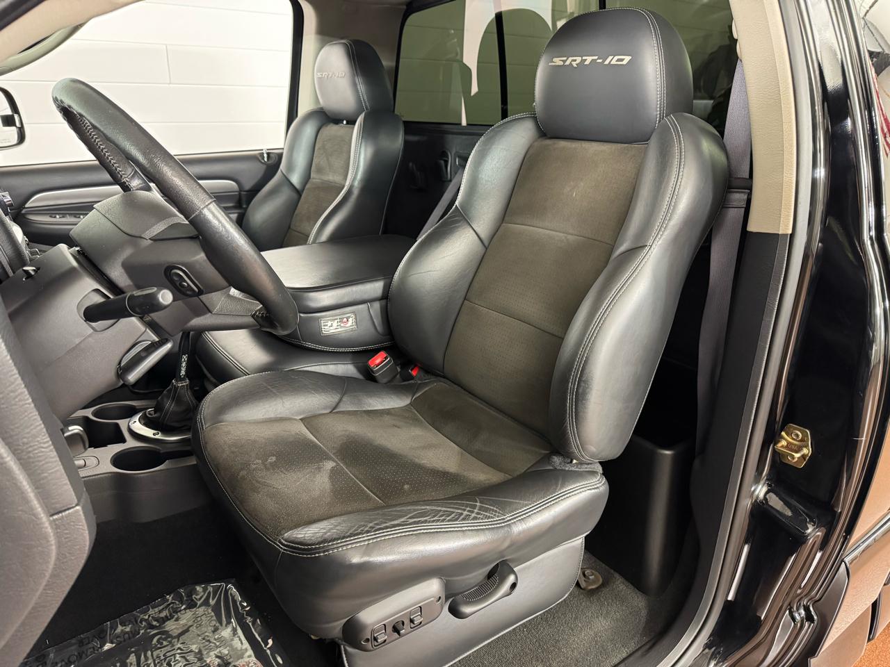 Dodge Ram 1500 SRT-10 2WD 2004