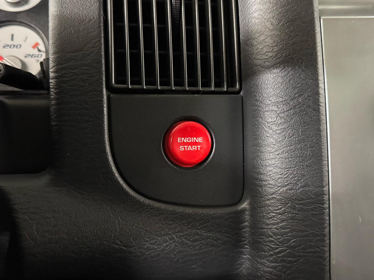 Dodge Ram 1500 SRT-10 2WD 2004