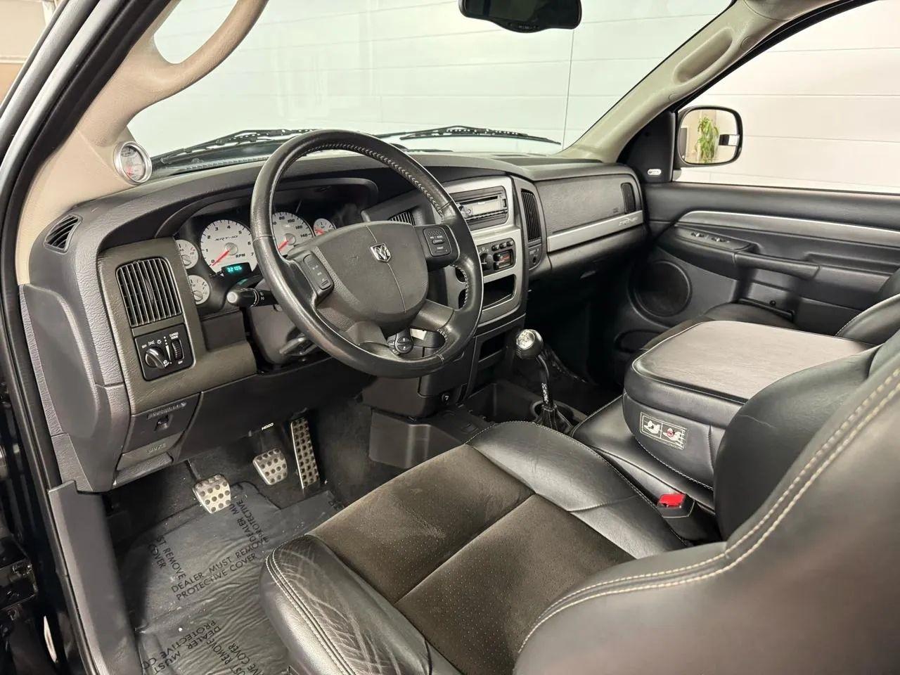 Dodge Ram 1500 SRT-10 2WD 2004