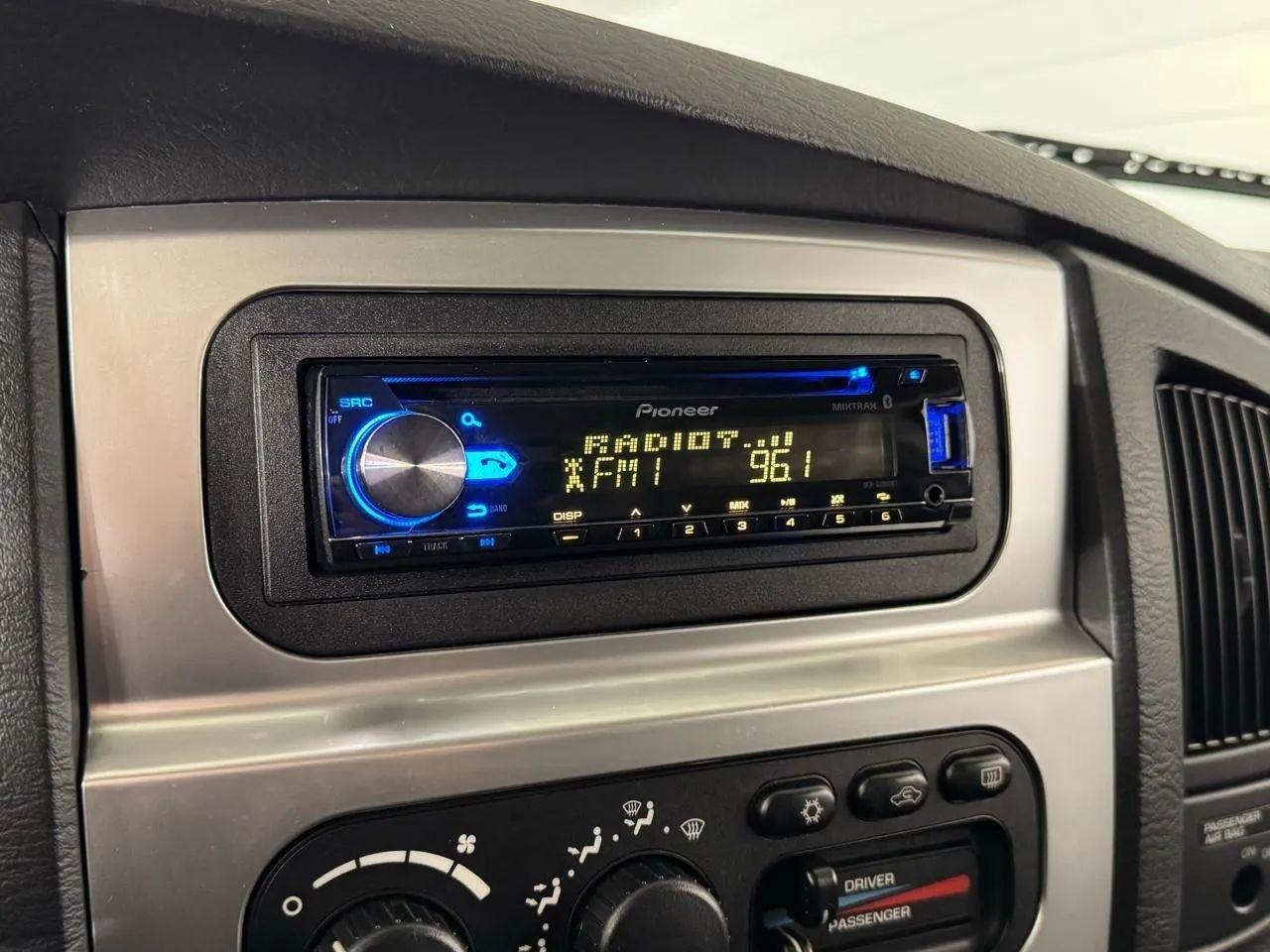 Dodge Ram 1500 SRT-10 2WD 2004