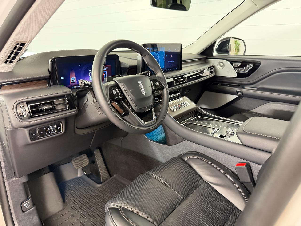 Lincoln Aviator  2025