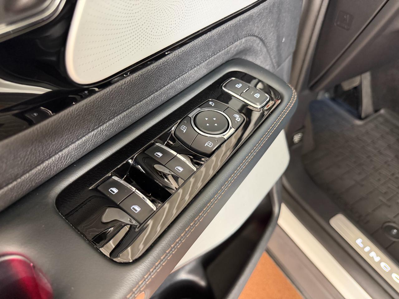 Lincoln Aviator  2025