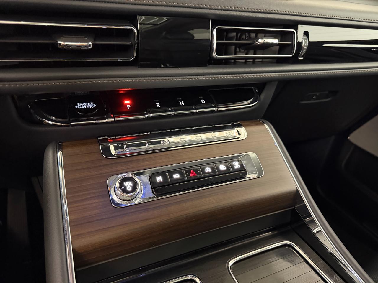 Lincoln Aviator  2025