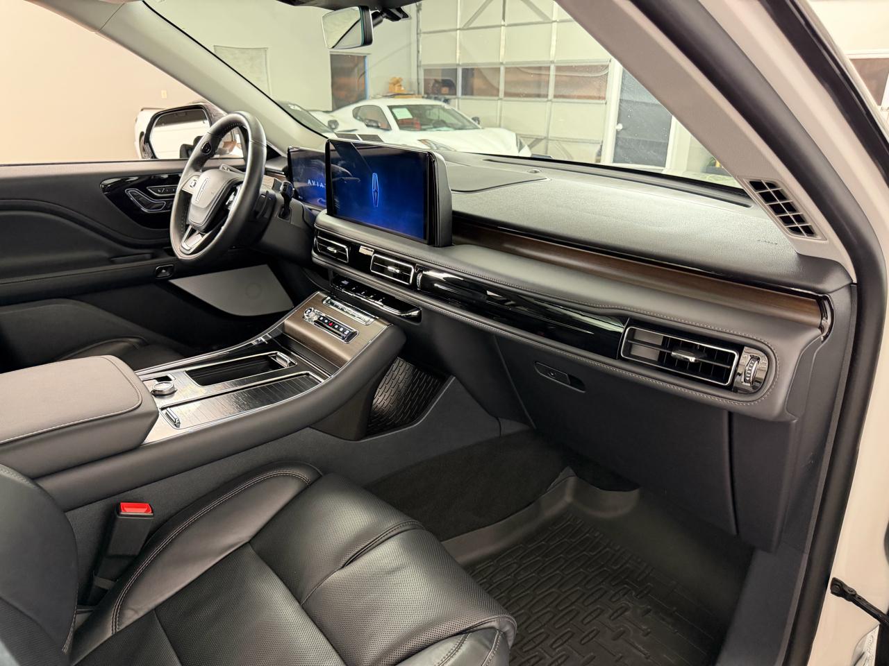 Lincoln Aviator  2025